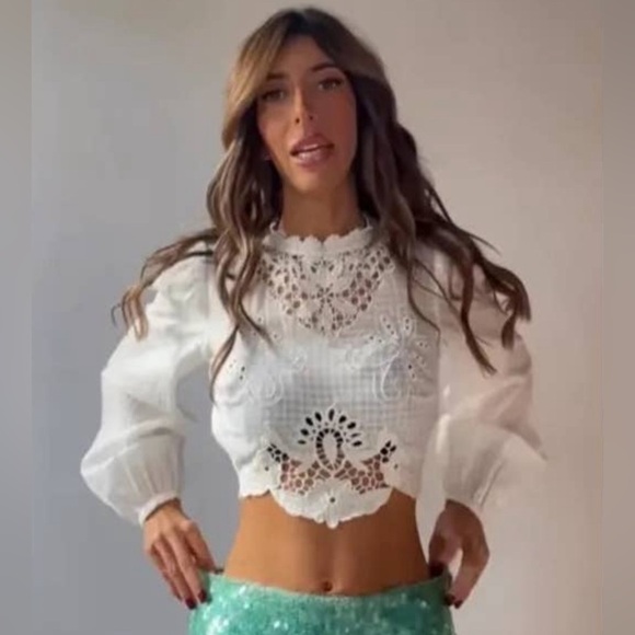 🦋 Bloggers Favorite 🦋 NWT Zara Embroidered Top Size L - Picture 9 of 16